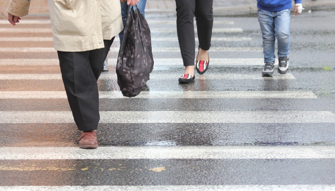 Tragiczne zdarzenie w centrum Wrocławia: przechodzień potrącony przez taksówkę na ulicy Piłsudskiego