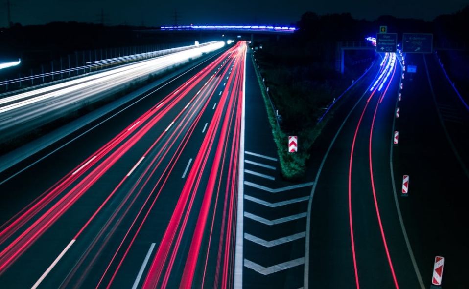 Incydent na autostradzie A4 koło Wrocławia: Mężczyzna skoczył z wiaduktu