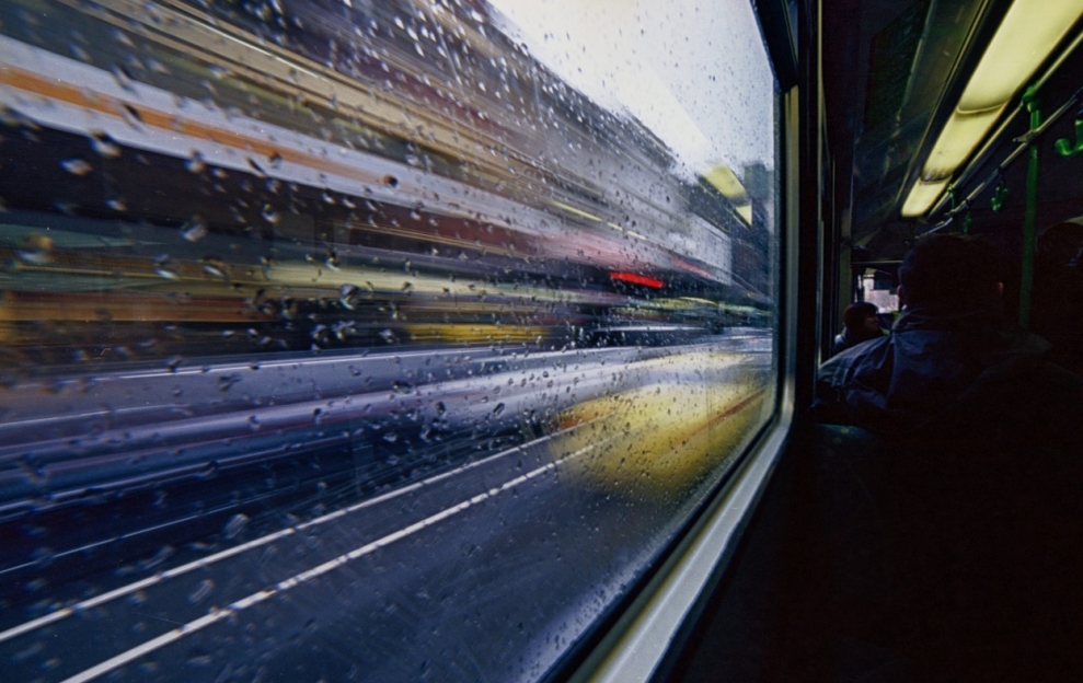 Tramwaj i samochód osobowy zderzyły się na osiedlu Ołbin we Wrocławiu