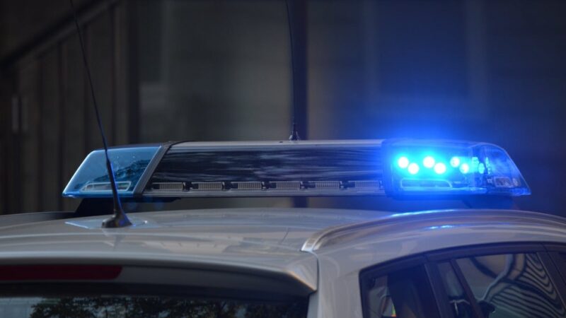 Wypadek na placu budowy w Jelczu-Laskowicach: Pracownik z Białorusi z potencjalnie złamanym kręgosłupem