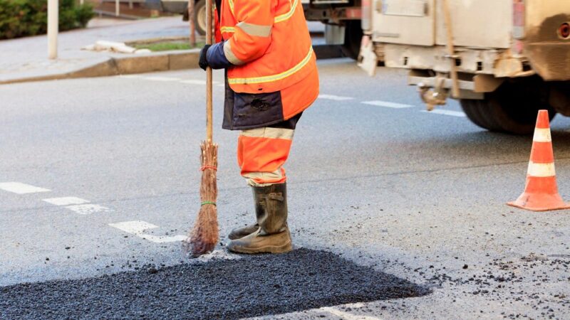 Leśnica wkrótce zyska nową jakość! Przebudowa 1,4 km Trzmielowickiej w toku