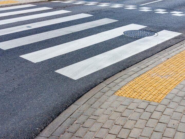 Tragedia na A4: Śmiertelne potrącenie pieszego paraliżuje ruch w kierunku Wrocławia
