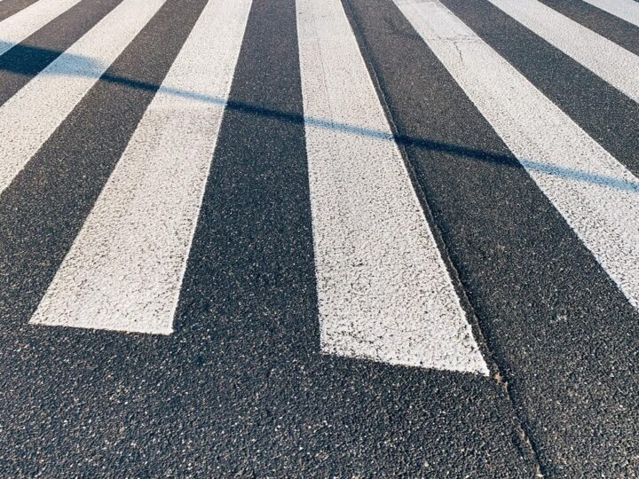 Tragiczny wypadek na A4: pieszy zginął po potrąceniu przez busa