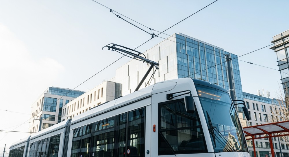 Tramwaje wracają na tory po kolizji na ul. Piłsudskiego!