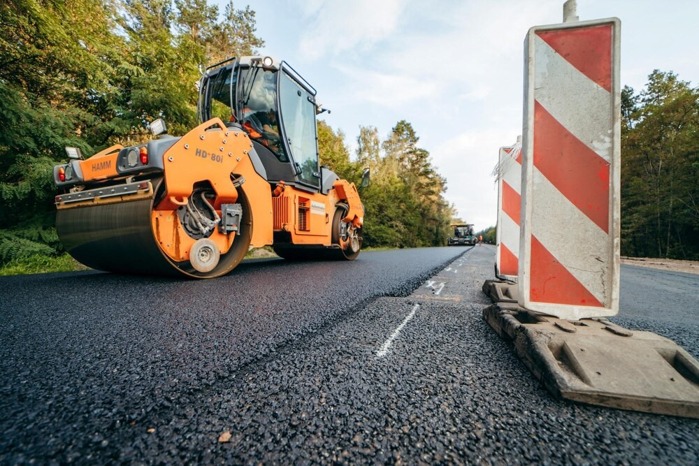 Czernica rozświetli nowe latarnie – budowa oświetlenia drogowego rusza!