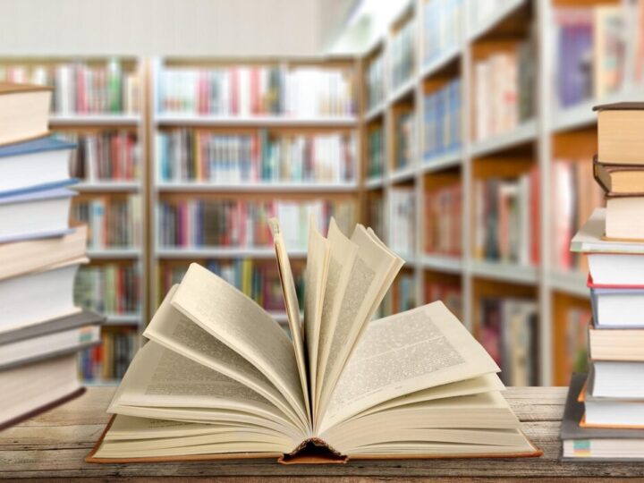 Podcastex: humorystyczna podróż do lat 90. i 00. pełna nostalgii