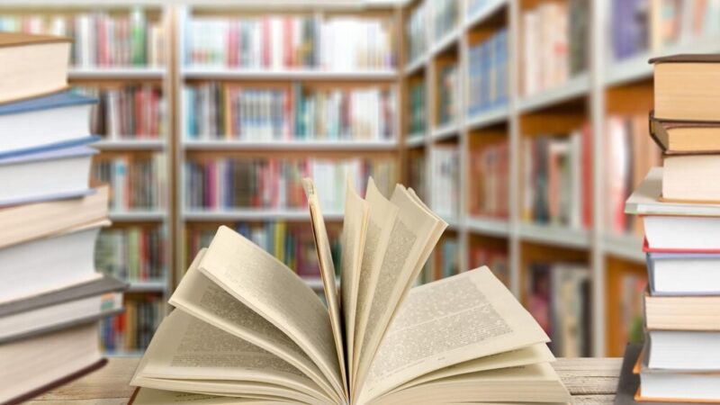 Podcastex: humorystyczna podróż do lat 90. i 00. pełna nostalgii