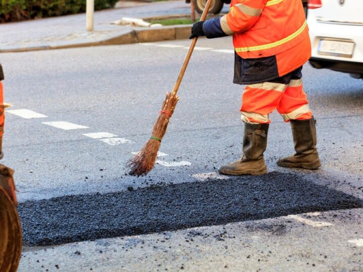 Remont ul. Dębowej w Suchym Dworze: Utrudnienia we wtorek 14 października!