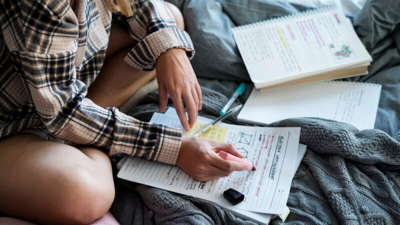 Czernica świętuje Dzień Edukacji: Nauczyciele i dyrektorzy wyróżnieni za pasję i zaangażowanie