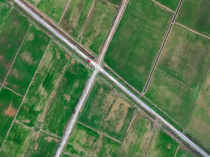 Zakup działki budowlanej we Wrocławiu: Poradnik dla osób, które chcą zbudować swój pierwszy dom