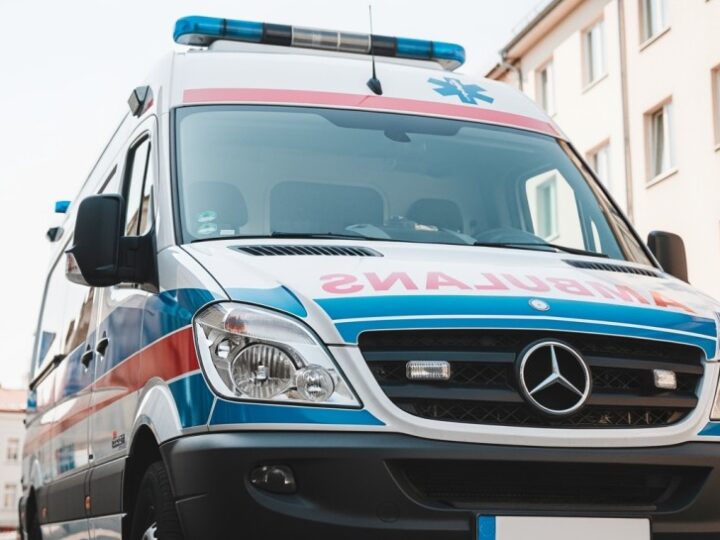 Zimowe wyzwania: Jak skutecznie wspierać osoby bezdomne?