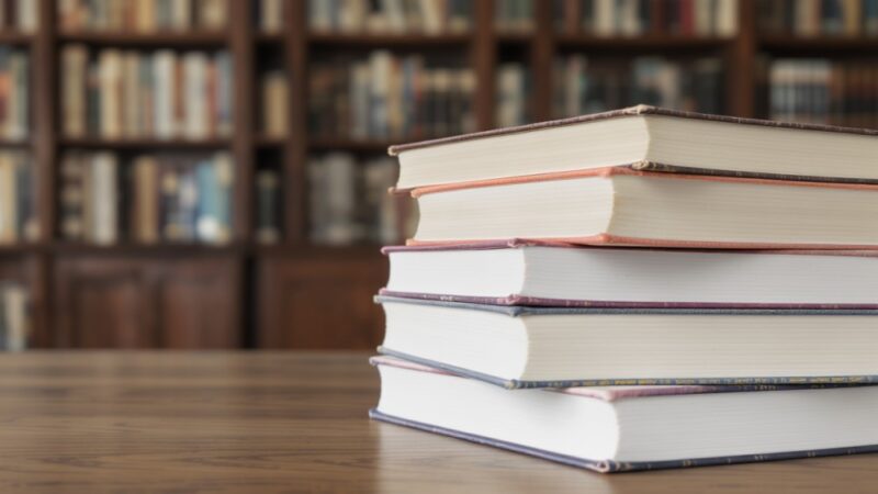 Marek Stelar w Wrocławiu: odkryj sekrety pisarskiego warsztatu mistrza kryminału