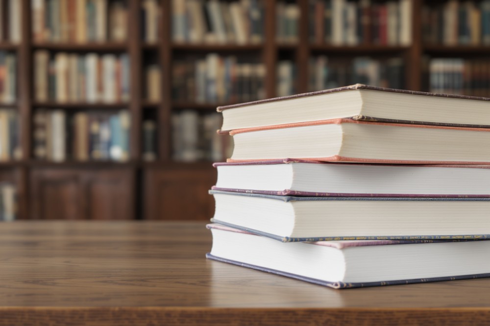 Marek Stelar w Wrocławiu: odkryj sekrety pisarskiego warsztatu mistrza kryminału