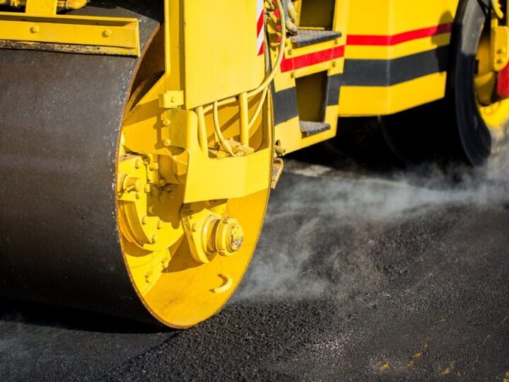 Nowa jakość na ul. Opatowickiej – zakończono modernizację drogi