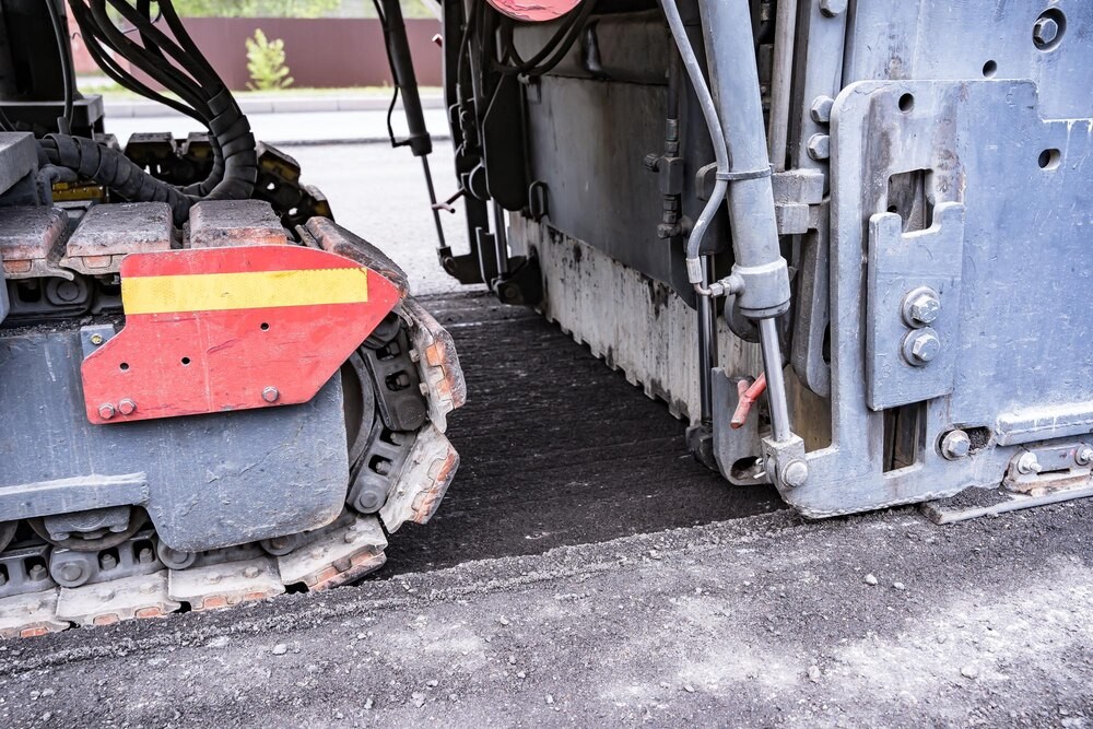 Nowa nawierzchnia dla rowerzystów na ul. Powstańców Śląskich we Wrocławiu