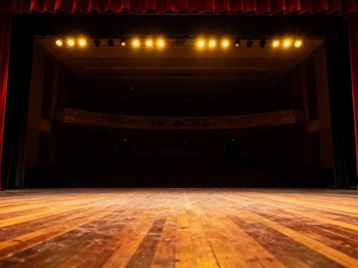 Lobster: Spektakl pełen humoru i walki powraca na scenę Grotowskiego!