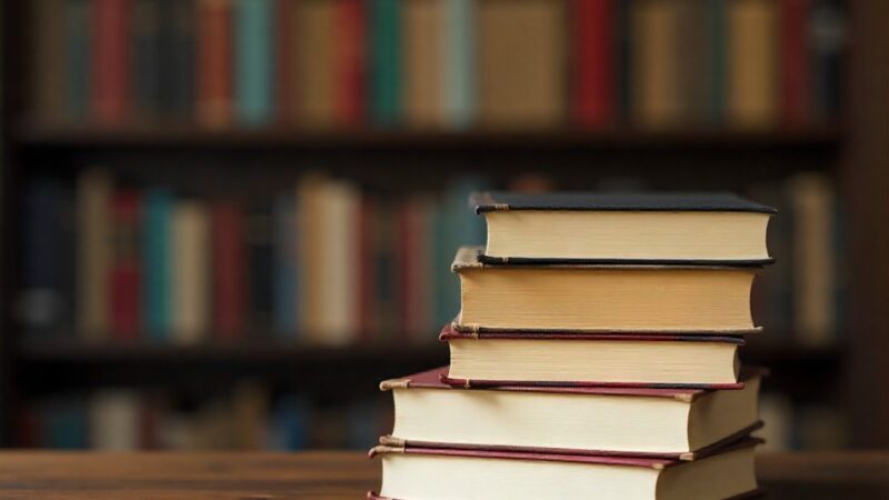 Odkryj nowe oblicza literatury: Prezentacja „Formatu Literackiego” już dziś!