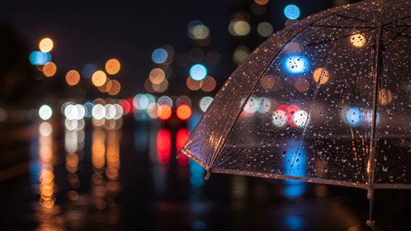 Nocne zaskoczenie: Wrocław walczy z mrozem i szadzią