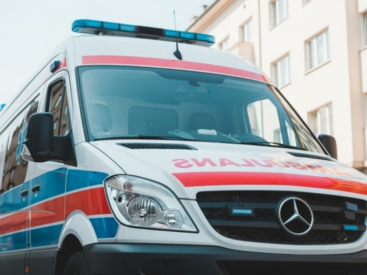 Bezpieczne przejazdy: Twoje życie w Twoich rękach!