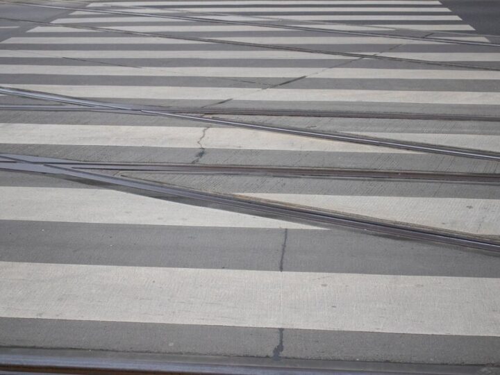 Seniorka odnaleziona dzięki błyskawicznej akcji policji i rodziny w Wrocławiu