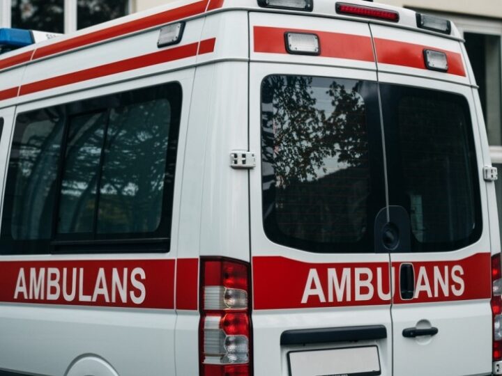 Zimowe niebezpieczeństwo: jak uniknąć tragedii na lodzie?