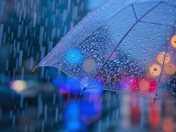 Gęsta mgła nad Wrocławiem – ostrzeżenie meteorologiczne pierwszego stopnia