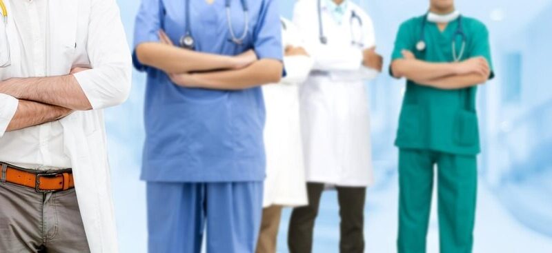 Zrozumieć młode umysły: zdrowie psychiczne w erze cyfrowej niepewności