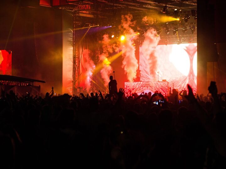 Wrocław rozkwita magią Mikołajek 2025!