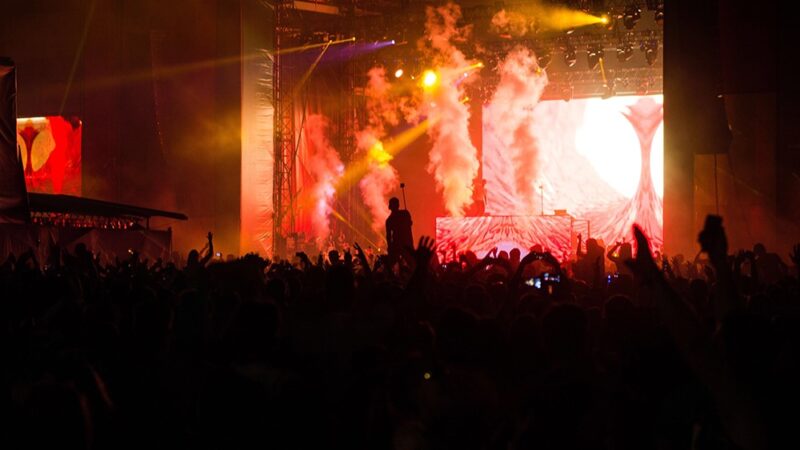 Wrocław rozkwita magią Mikołajek 2025!