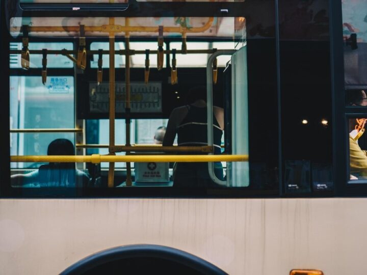 Nowe rozkłady jazdy transportu publicznego wejdą w życie 1 stycznia 2026!