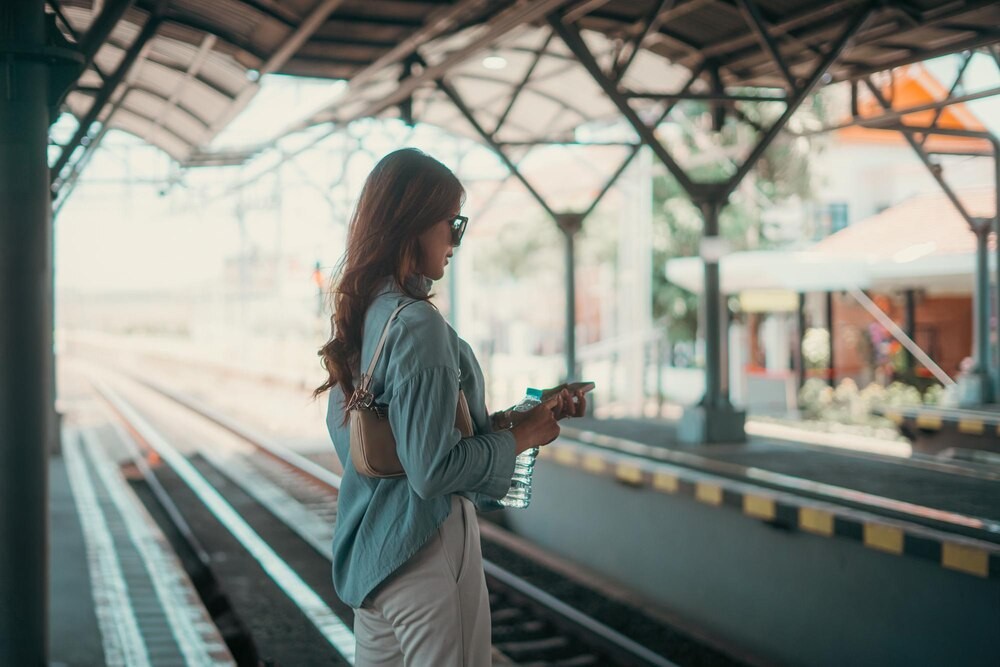 Bezpieczeństwo na torach: Alarm CHARLIE w kraju!