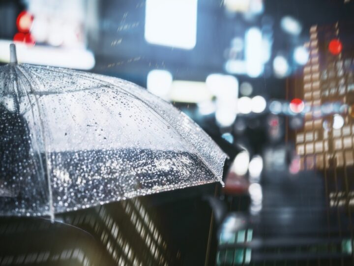 Zamknięcie drogi do Czech! Śnieg paraliżuje ruch w Jeleniej Górze