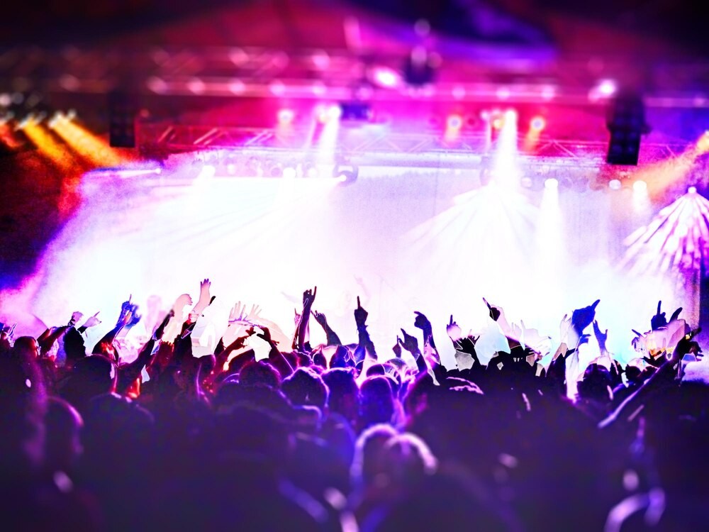 Wrocławskie Kolędowanie: Magia Świąt w Serce Miasta!