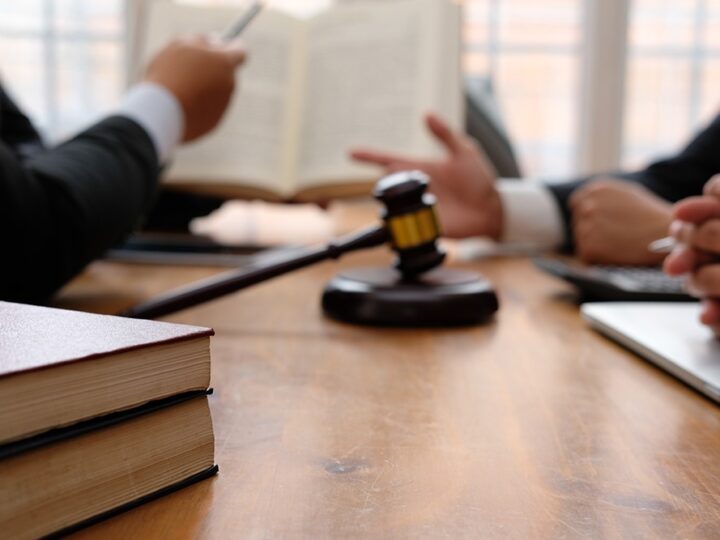 47-latek zatrzymany na wrocławskim lotnisku z nielegalnymi substancjami