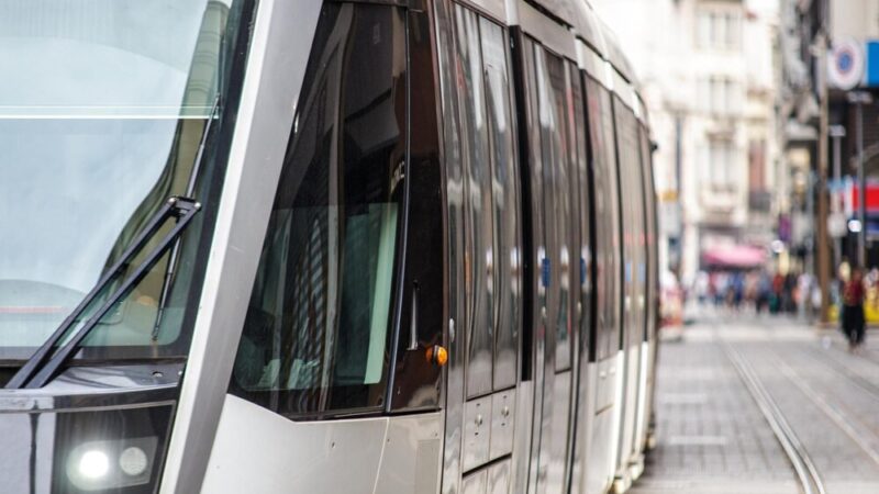 Utrudnienia w komunikacji we Wrocławiu: Awaria torowiska przy Legnickiej