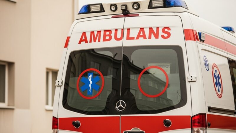 Szybka interwencja służb uratowała mieszkańców przed pożarem