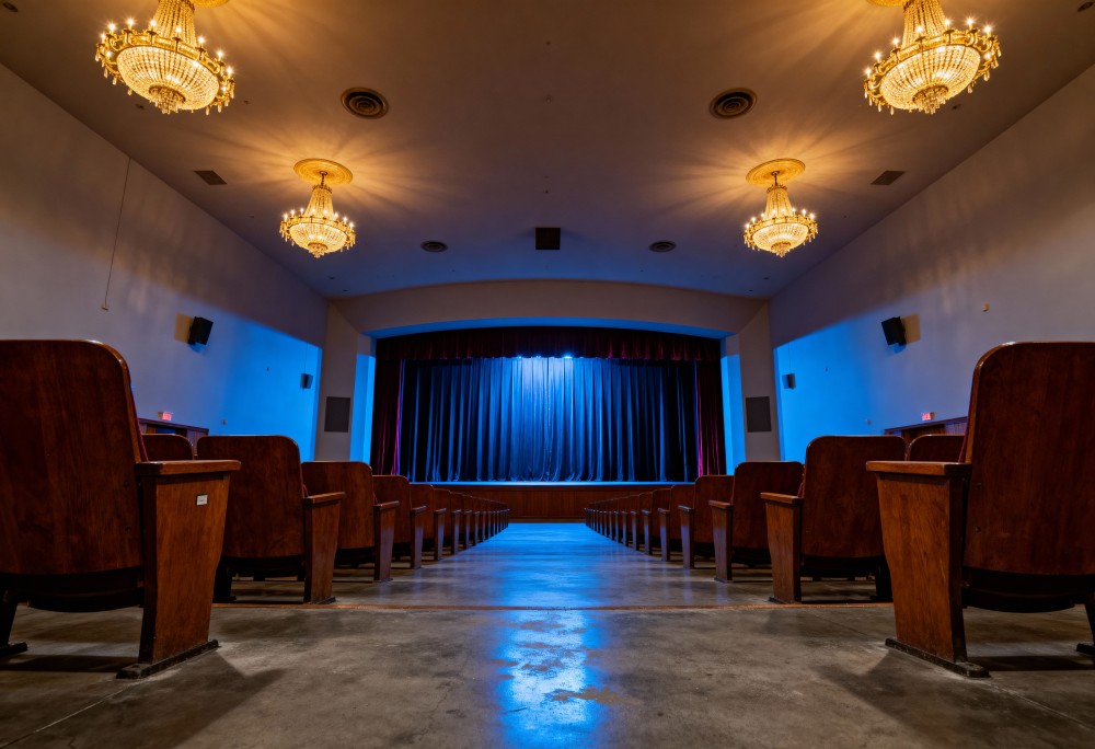 Lubiewo” na scenie: Teatralna podróż przez historię i kontrowersje