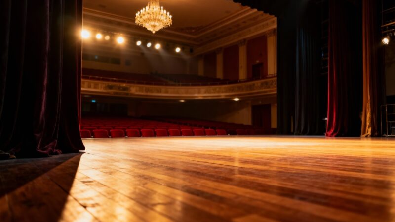 Teatralne „Amatorki” – Co mówią krytycy i widzowie?