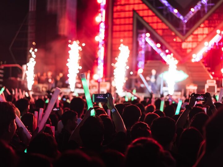 Walentynkowy koncert Mateusza Ziółko w Żórawinie – emocje i romantyzm!