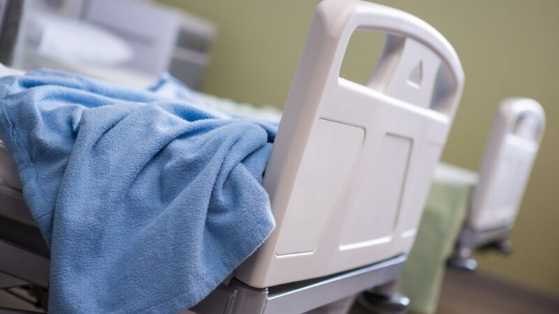 Nowa infolinia wsparcia dla osób z Alzheimera i ich rodzin