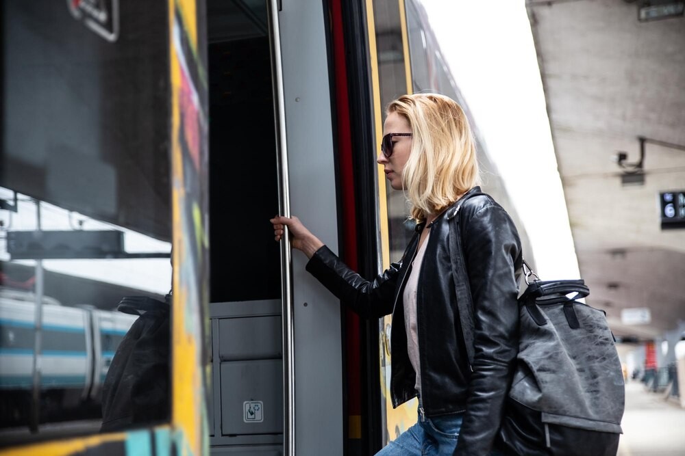 Nowe rozkłady jazdy dla linii 945 i 955: Co zmieni się od stycznia 2026?