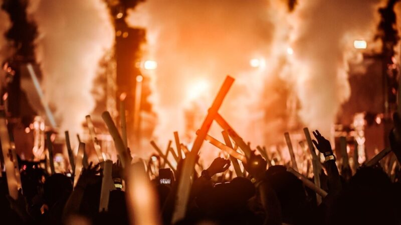 Wrocław ożywa muzyką: emocje z koncertów i świąteczna parada!