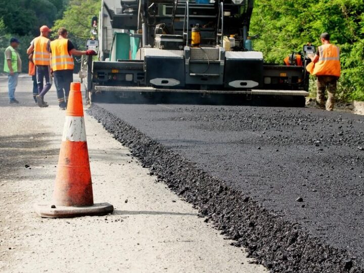 Nowe utrudnienia na skrzyżowaniu Kiełczowskiej i Inflanckiej – modernizacja w toku!