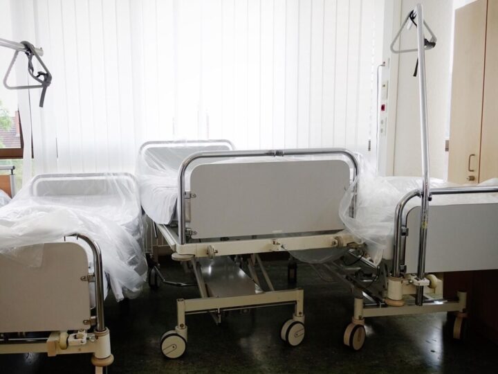 Lodowe zagrożenie: Wzrost wypadków na wrocławskich chodnikach