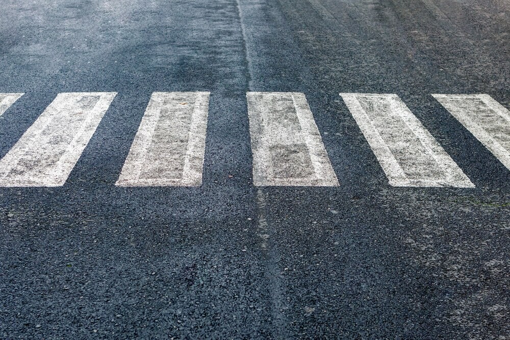 Zimowe niebezpieczeństwa: Jak uzyskać odszkodowanie po wypadku w drodze do pracy?