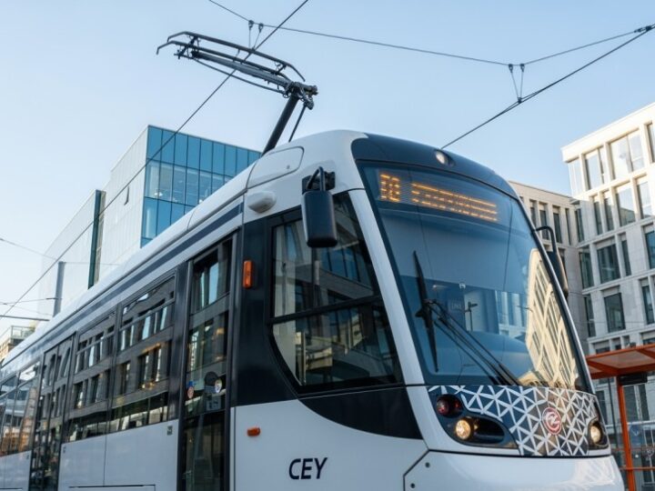 Wrocław na tramwajowej rewolucji: nowe linie i zmiany w komunikacji!