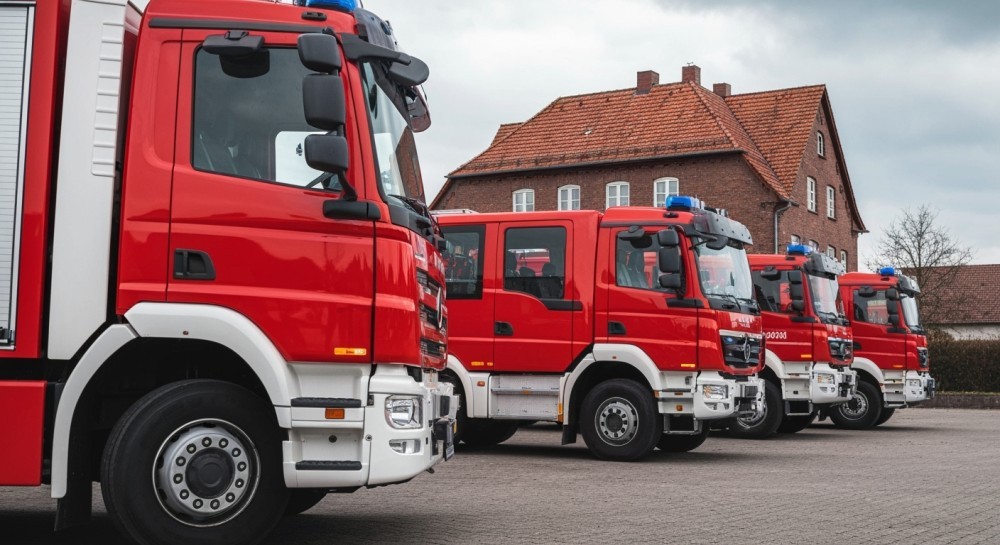 Wrocławscy strażacy w akcji: Bohaterskie ratowanie psa z nory nad Odrą