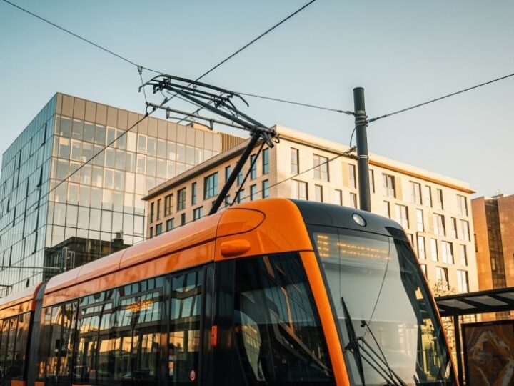 Walentynkowy tramwaj we Wrocławiu – stwórz swój projekt!