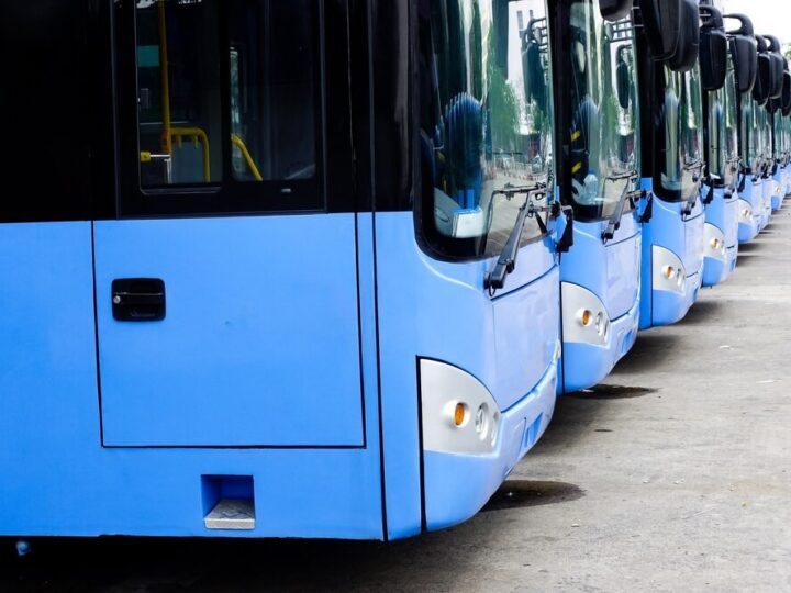 Weekendowe zmiany w komunikacji: Co musisz wiedzieć?