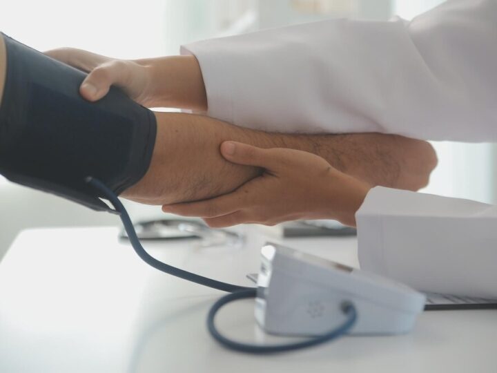 Dzielnicowi z Kłodzka: Bohaterowie w akcji ratują życie!